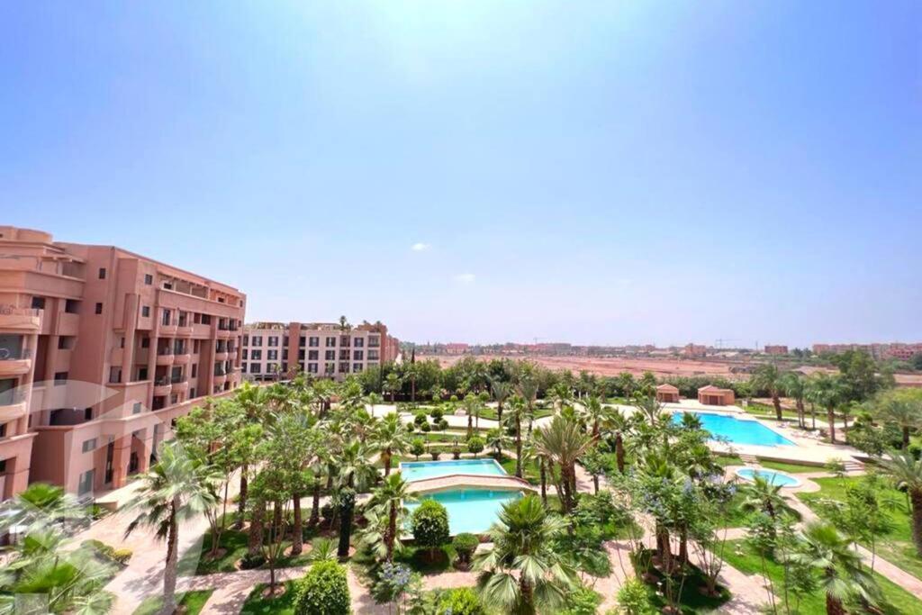 Hivernage Garden I 130 M2 I Vue Jardin I Piscine